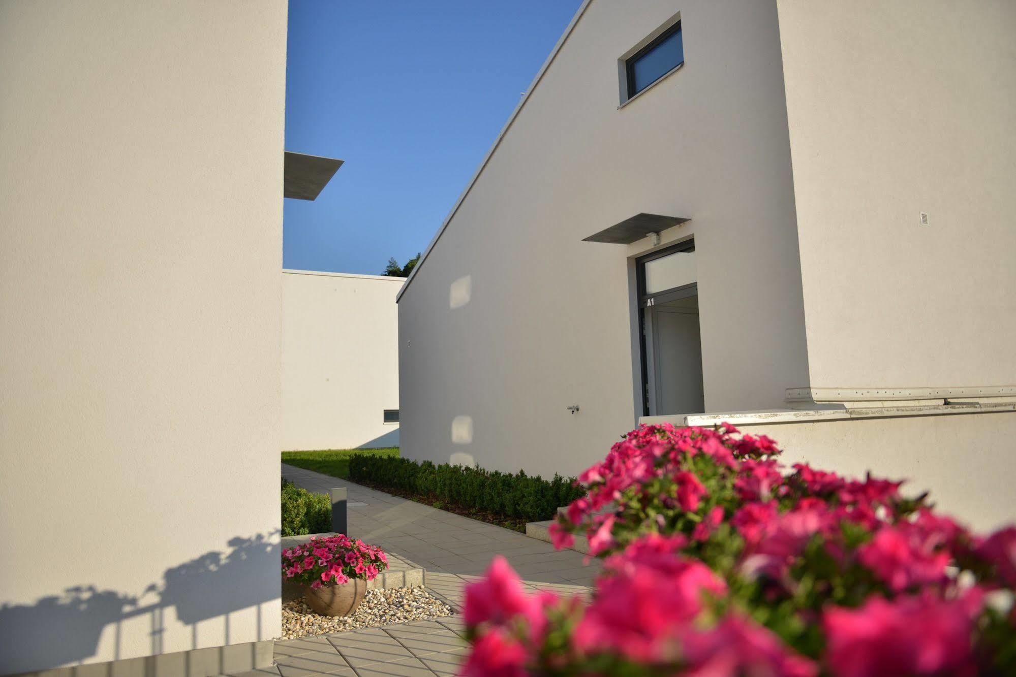 Apartmány Eden - Rezidence Luhačovice Exterior foto